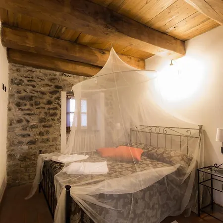 Montagna Verde Vakantieboerderij *